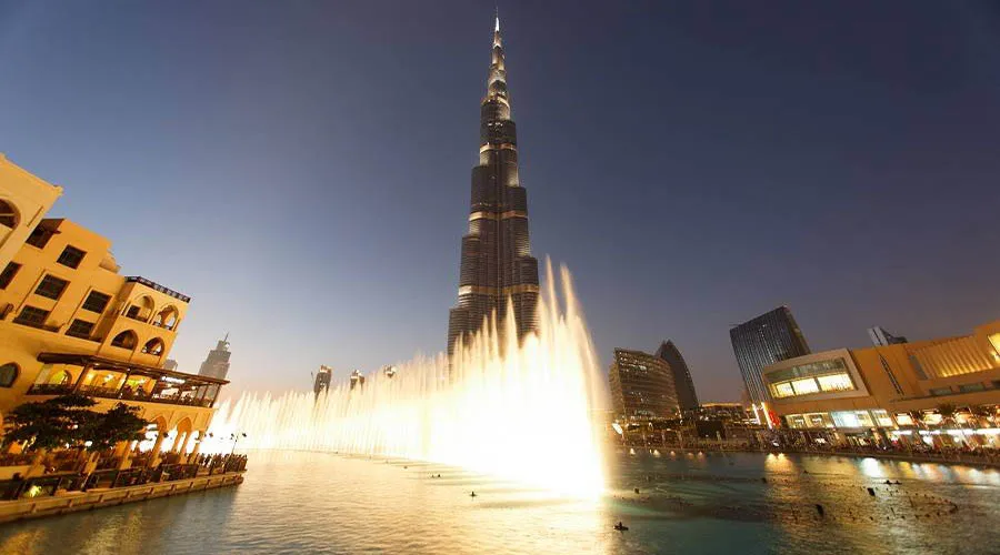 https://d1i3enf1i5tb1f.cloudfront.net/Tour-Images/false-5182/fountain-show-in-dubai.jpg